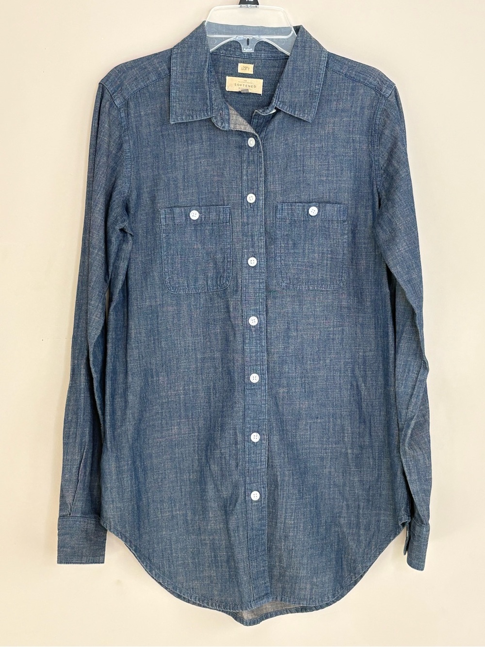 LOFT Men's Denim-Look Button-Down Shirt in Blue
